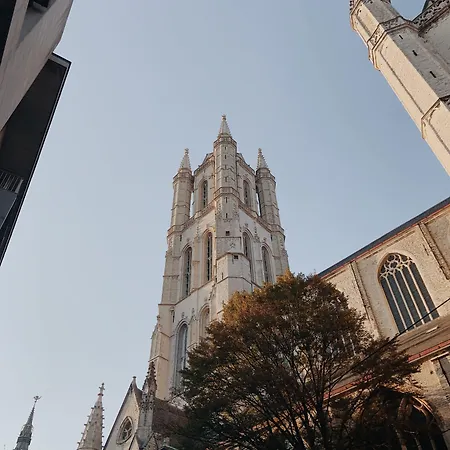 Πανσιόν La Lys & 4*